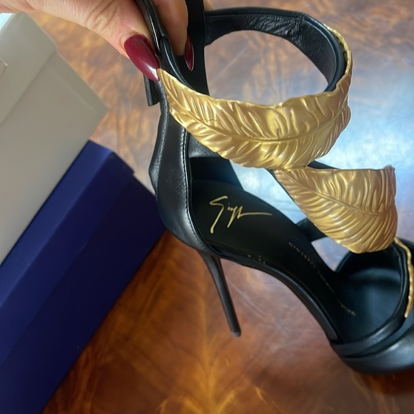 Giuseppe Zanotti Coline Gold Leaf Black Heels - Picture 6 of 7